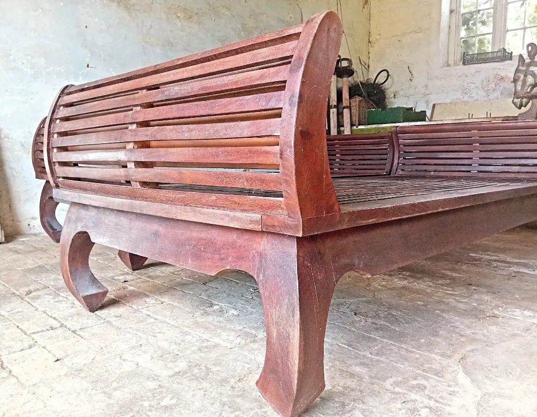 Regal Pair of Indian Hardwood Daybeds/Beds Ideal Retreat/Spa/Pool - Image 2