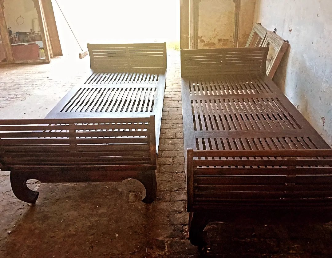 Regal Pair of Indian Hardwood Daybeds/Beds Ideal Retreat/Spa/Pool - Image 11