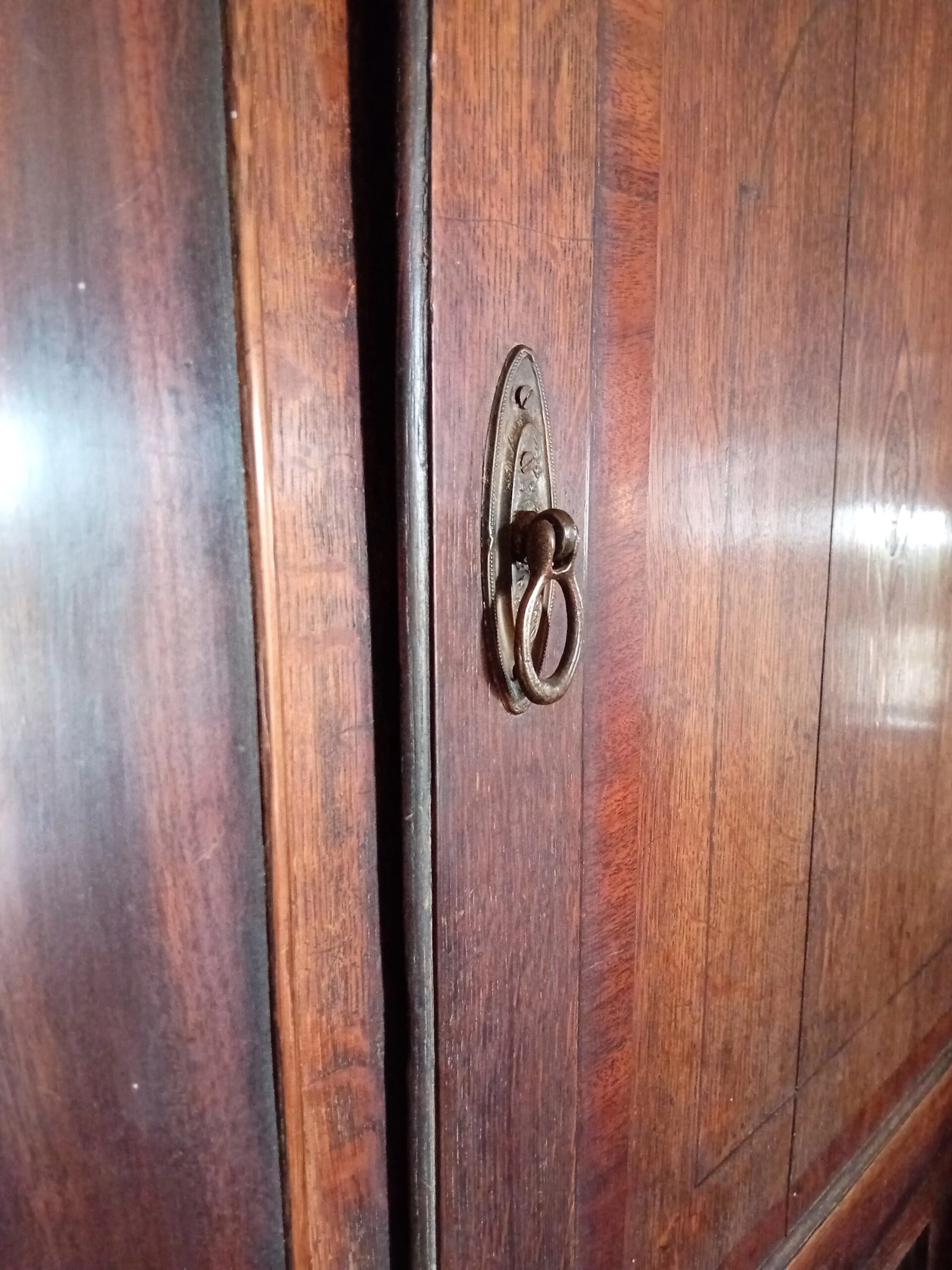 Generous Georgian Inlaid Corner Cupboard - Image 5