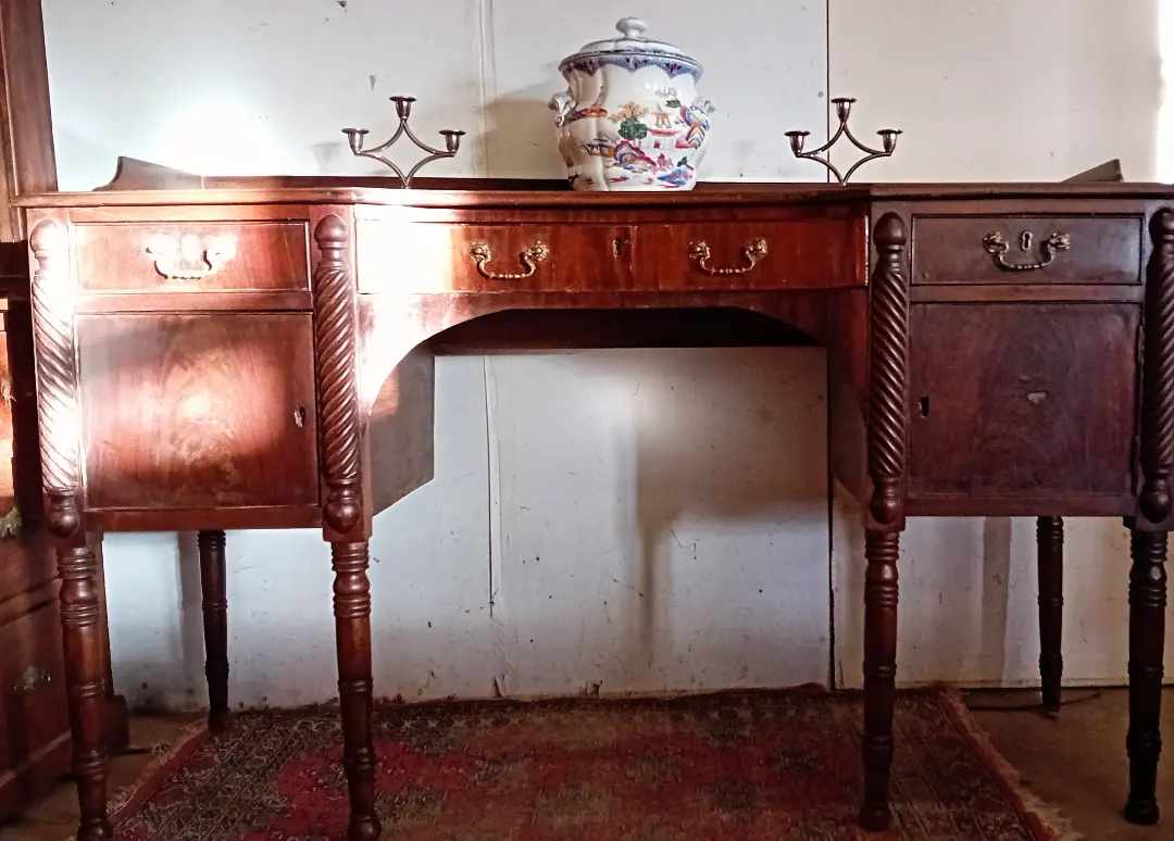 Reggie Regency Irish Mahogany Sideboard Circa 1811